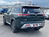 New 2025 Nissan Pathfinder Platinum image 5