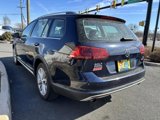 Used 2017 Volkswagen Golf Alltrack S image 4