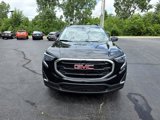 Used 2021 GMC Terrain SLE w/ Driver Convenience Package image 2