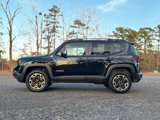 Used 2017 Jeep Renegade Trailhawk image 2