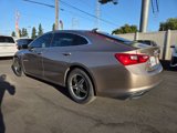 Used 2018 Chevrolet Malibu LT image 2