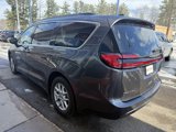 Used 2022 Chrysler Pacifica Touring-L image 5