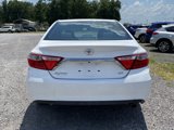 Used 2015 Toyota Camry SE image 5