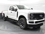 New 2025 Ford F350 4x4 SuperCab Super Duty image 2