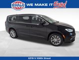 New 2025 Chrysler Pacifica Select image 2