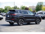 Used 2024 Mitsubishi Outlander SE Black Edition image 3