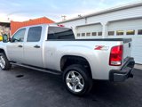 Used 2011 GMC Sierra 2500 SLE w/ SLE Preferred Package image 5