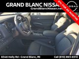 New 2025 Nissan Pathfinder SL image 5