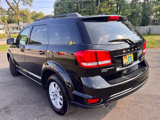 Used 2017 Dodge Journey SXT w/ Comfort/Convenience Group image 5