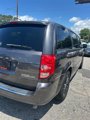 Used 2017 Dodge Grand Caravan SE image 6