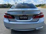 Used 2017 Honda Accord Touring image 4