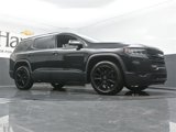 Used 2023 GMC Acadia SLE w/ Driver Convenience Package image 2
