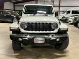 Used 2024 Jeep Gladiator Sport image 2