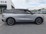 New 2025 Lincoln Nautilus Reserve image 3