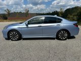 Used 2017 Honda Accord Touring image 2