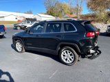 Used 2018 Jeep Cherokee Latitude image 3