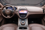 Used 2023 Aston Martin DBX image 3