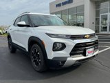 Used 2022 Chevrolet TrailBlazer LT image 2