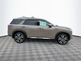 New 2025 Nissan Pathfinder Platinum w/ Cargo Package image 4