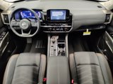 New 2025 Nissan Pathfinder Platinum image 3