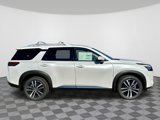 New 2025 Nissan Pathfinder Platinum image 5
