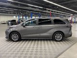 Used 2024 Toyota Sienna XLE image 5