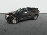 Used 2024 GMC Terrain SLT w/ Infotainment Package II image 4