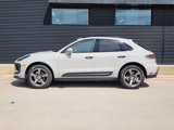 Certified 2024 Porsche Macan image 2