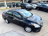 Used 2019 Nissan Versa SV image 3
