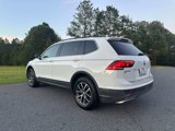 Used 2019 Volkswagen Tiguan SE w/ Panoramic Sunroof Package image 4