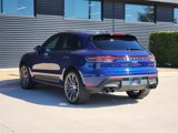 Certified 2024 Porsche Macan image 3