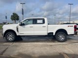 New 2025 Ford F250 4x4 Crew Cab Super Duty image 4