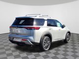 New 2025 Nissan Pathfinder SL w/ SL Premium Package image 4