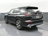 New 2025 Mitsubishi Outlander SE image 3