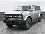 New 2024 Ford Bronco Outer Banks image 2