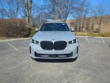 New 2025 BMW X5 xDrive40i w/ Parking Assistance Package image 2