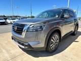 New 2025 Nissan Pathfinder SL w/ SL Premium Package image 4