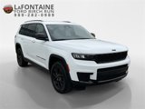 Used 2024 Jeep Grand Cherokee L Laredo image 3