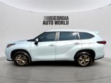 Used 2023 Toyota Highlander Bronze Edition image 2