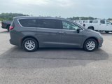 New 2025 Chrysler Pacifica Select image 4