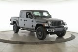 New 2025 Jeep Gladiator Sport image 2