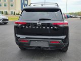 New 2025 Nissan Pathfinder SV w/ SV Premium Package image 4