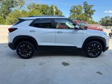 Used 2023 Chevrolet TrailBlazer LT image 2