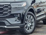 Certified 2025 Ford Explorer Platinum image 3