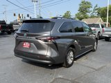 Used 2024 Toyota Sienna XLE image 4