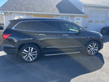 Used 2018 Honda Pilot Touring image 4