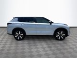 New 2025 Mitsubishi Outlander SE image 4