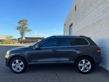 Used 2012 Volkswagen Touareg TDI image 6