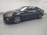 Used 2020 Nissan Altima 2.5 SR image 2