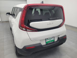 Used 2022 Kia Soul LX image 6